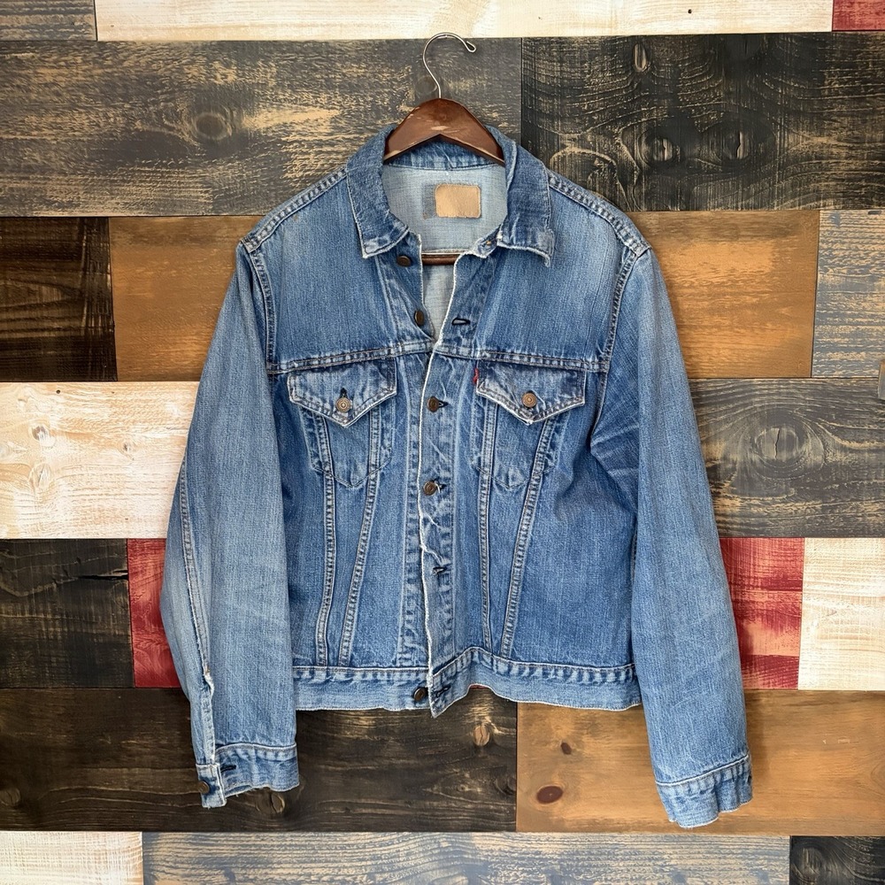 Vintage Levis Type 3 Big E 1969 525 Medium Blue Denim Trucker Jacket